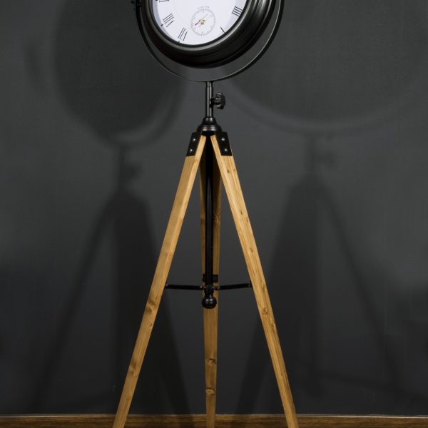 ساعت ایستاده سه پایه - ساعت در دکوراسیون گوای هوم