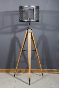 آباژور ایستاده سه پایه چوبی - آباژور مدرن - گونای هوم