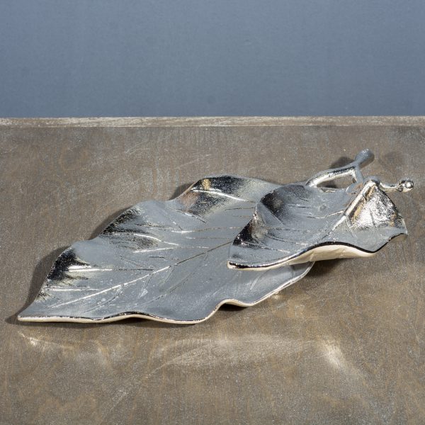 شیرینی خوری برگ